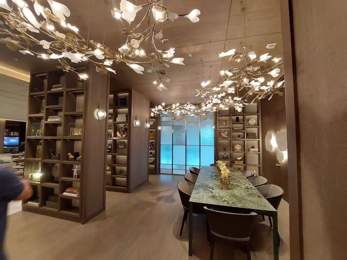 瓏珀山 社區園林 3萬呎戶外園林 2萬呎廣闊草坪