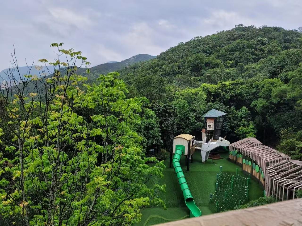 瓏珀山 生態環境 休憩長廊 鄰里交流區